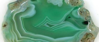 Зеленый агат: свойства камня, кому подходит по знаку зодиака, талисманы и амулеты